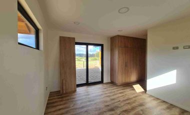 Casa moderna en parcela | Condominio privado – Excelente conectividad