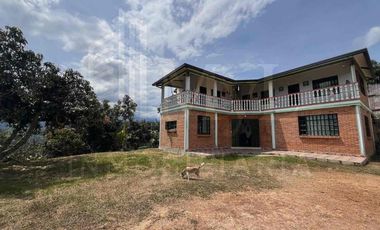 Venta de casa campestre en La Mesa Cundinamarca