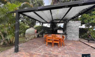 Venta de casa campestre en Condominio, en La Mesa Cundinamarca