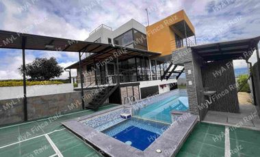 Venta de casa campestre en unidad cerrada en La Mesa Cundinamarca