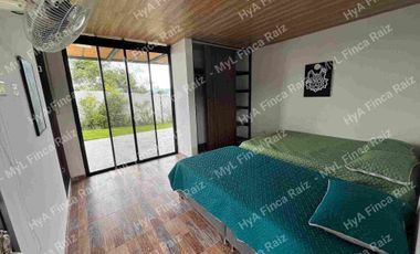 Venta de casa campestre en unidad cerrada en La Mesa Cundinamarca