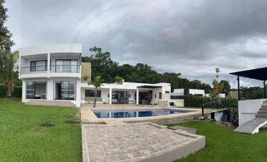 Venta de casa en condominio en La Mesa Cundinamarca