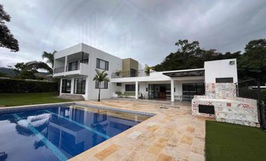 Venta de casa en condominio en La Mesa Cundinamarca