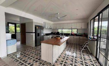 Venta de casa en condominio en La Mesa Cundinamarca