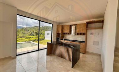 Venta de casa campestre en Condominio en La Mesa Cundinamarca