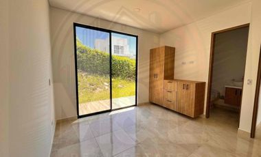 Venta de casa campestre en Condominio en La Mesa Cundinamarca