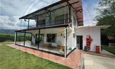 Venta de casa campestre en La Mesa Cundinamarca