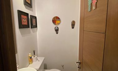 CHAMISERO: AMPLIA CASA CON ORIENTACIÓN NORPONIENTE & FAMILY ROOM | UF 45