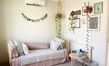 CHAMISERO: AMPLIA CASA CON ORIENTACIÓN NORPONIENTE & FAMILY ROOM | UF 45