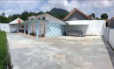 Rumah Siap Huni Dekat Komplek Bumi Perkemahan Kiarapayung Kabupaten Sumedang