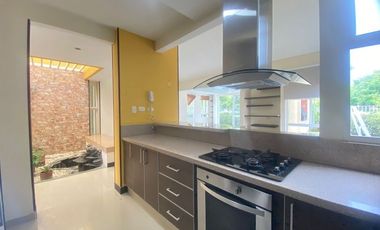 Se vende casa de un nivel 378m2.precio de oportunidad