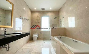 Disewa Rumah bagus private pool dalam town house di kemang jakarta selatan