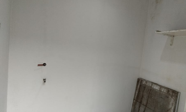 Buruan Rumah Sewa Golf Lake Cengkareng Uk6x18