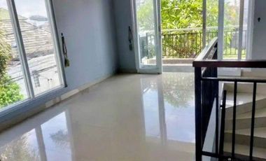 Rumah MewahTipe Minimalis Disewakan, di Renon