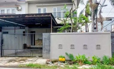 Rumah MewahTipe Minimalis Disewakan, di Renon