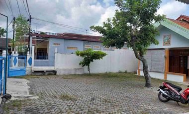 Jual Murah Tanah plus Rumah di Demangan Yogya area Kampus