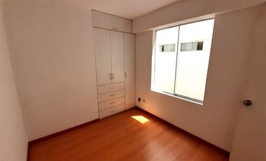 Amplio Departamento de 95 m² en 2do Piso, a Escasos m del Municipio