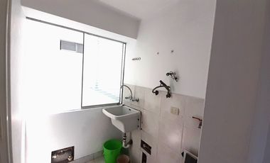 Amplio Departamento de 95 m² en 2do Piso, a Escasos m del Municipio