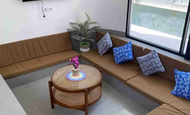 Di Jual Vila Baru siap huni SHM 3 bedroom dekat pantai Melasti Jimbaran