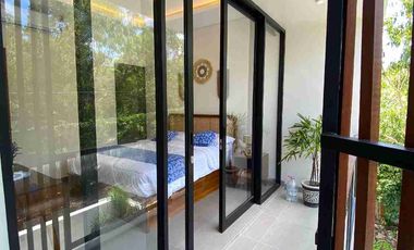 Di Jual Vila Baru siap huni SHM 3 bedroom dekat pantai Melasti Jimbaran