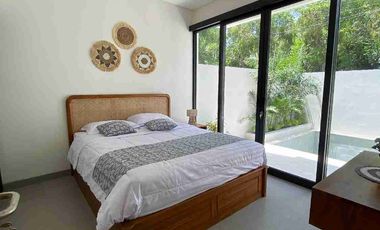 Di Jual Vila Baru Modern Tropical 2 lantai dekat pantai Melasti Jimbaran