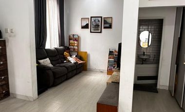 Rumah disewa di Kompleks Pajak Cipadu Jurang Mangu dekat Stasiun Bintaro Furnish Bebas Banjir