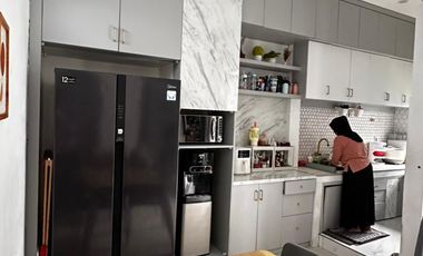 Rumah disewa di Kompleks Pajak Cipadu Jurang Mangu dekat Stasiun Bintaro Furnish Bebas Banjir