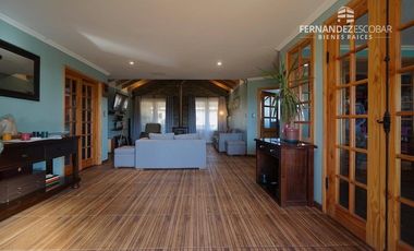 SAN ESTEBAN - SE VENDE PARCELA CON CASA 4D 3B CON PISCINA