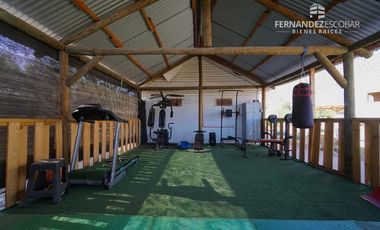 SAN ESTEBAN - SE VENDE PARCELA CON CASA 4D 3B CON PISCINA