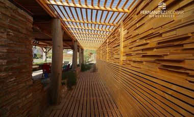 SAN ESTEBAN - SE VENDE PARCELA CON CASA 4D 3B CON PISCINA