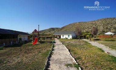 SAN ESTEBAN - SE VENDE PARCELA CON CASA 4D 3B CON PISCINA