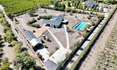 SAN ESTEBAN - SE VENDE PARCELA CON CASA 4D 3B CON PISCINA