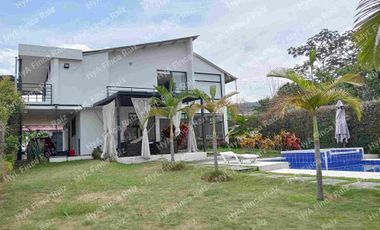 Venta de casa en unidad cerrada en La Mesa Cundinamarca