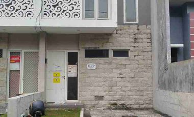 Dijual Via Lelang Rumah Puri Safira Regency Menganti Gresik