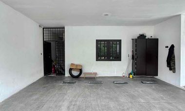 Rumah Dijual Cinere Depok 2 Lantai Full Furnish LT 267m², 4+1 KT, Lingkungan Asri