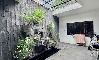Rumah Dijual Cinere Depok 2 Lantai Full Furnish LT 267m², 4+1 KT, Lingkungan Asri