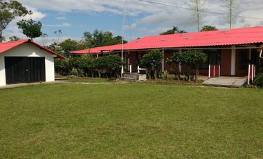 SE VENDE HERMOSA FINCA AREA 2 HECTAREAS LA CALERA MUNICIPIO NARIÑO