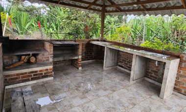 SE VENDE HERMOSA FINCA AREA 2 HECTAREAS LA CALERA MUNICIPIO NARIÑO