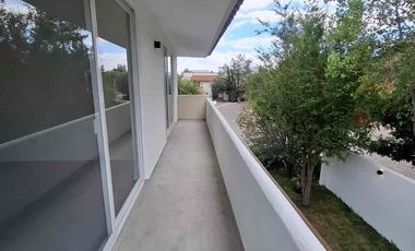 CASA EN RENTA EN PONTEVEDRA