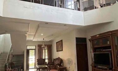 DIJUAL RUMAH MEWAH MURAH BANGET DEPAN TAMAN — CENGKARENG