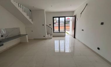 Rumah Minimalis Brand New 2 Lantai Siap Huni SHM Duri Kosambi Cengkareng Jakarta Barat Harga Termurah