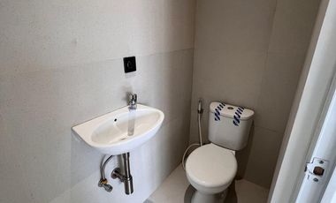 Rumah Minimalis Brand New 2 Lantai Siap Huni SHM Duri Kosambi Cengkareng Jakarta Barat Harga Termurah