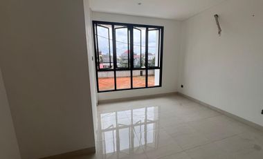 Rumah Minimalis Brand New 2 Lantai Siap Huni SHM Duri Kosambi Cengkareng Jakarta Barat Harga Termurah