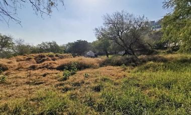 Terreno de 2,500 mts2 en la Zona de la Col- Roma y Jardines de Roma