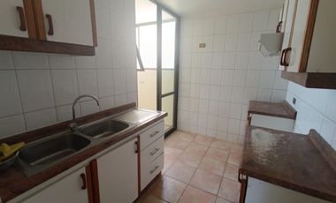 Casa amplia 4 dormitorios, gran terreno 850 m2, ideal familia, excelente conectividad