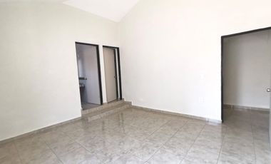 CASA EN VENTA  Contry Abajo con Depa independiente en segundo píso