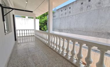 CASA EN VENTA  Contry Abajo con Depa independiente en segundo píso