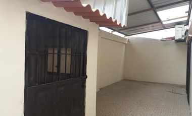 Renta de Casa en Manta Zona Sur Los Gavilanez