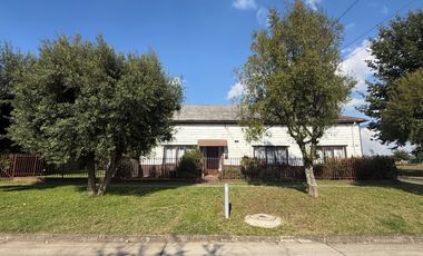 Casa Amplia en Venta con Gran Terreno de 500 M2, Pitrufquén