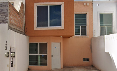 VENTA DE HERMOSA CASA EN CIELO VISTA VICTORIA DE DURANGO, MEXICO.